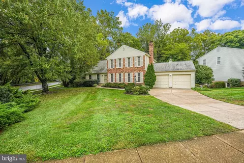 4907 Althea Dr, Annandale, VA 22003