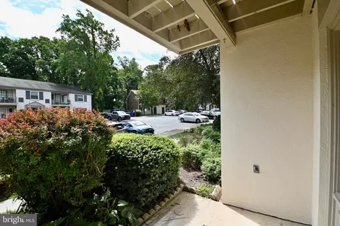 Exterior - 5904 A Kingsford Rd #414, Springfield, VA 22152 photo 2 of 2