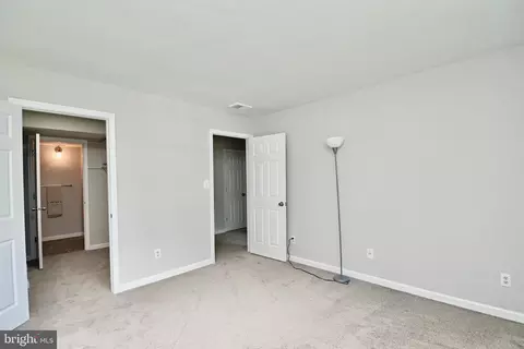 Bedroom - 5904 A Kingsford Rd #414, Springfield, VA 22152 photo 3 of 3