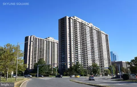 5501 Seminary Rd #1612S, Falls Church, VA 22041