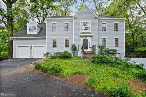 6006 Chesterbrook Rd, Mclean, VA 22101