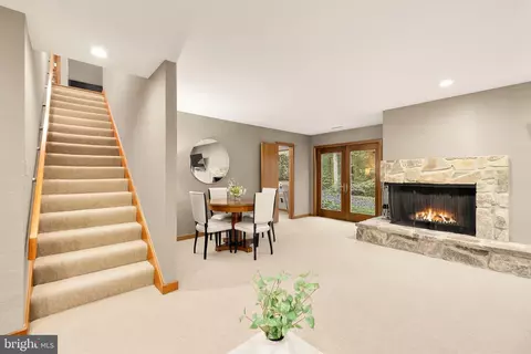 Living - 249 Springvale Rd, Great Falls, VA 22066 photo 3 of 4