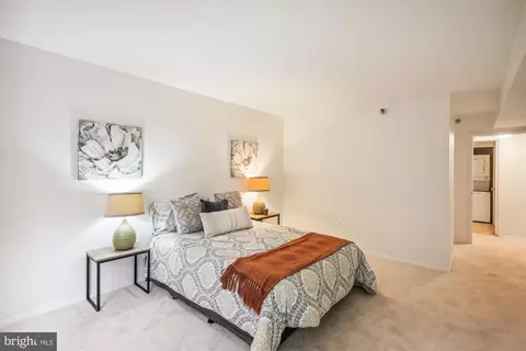 1808 Old Meadow Rd #502, Mclean, VA 22102 photo 11