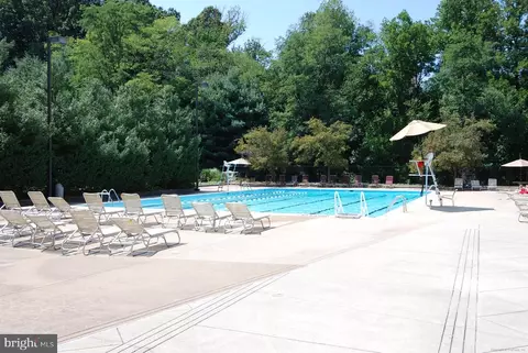 1808 Old Meadow Rd #502, Mclean, VA 22102 photo 31