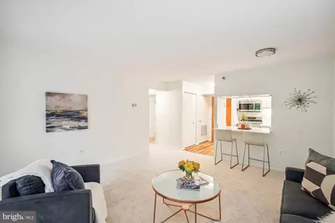 1808 Old Meadow Rd #502, Mclean, VA 22102 photo 8