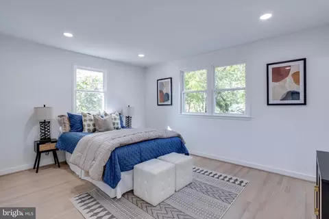 Bedroom - 5416 Nutting Dr, Springfield, VA 22151 photo 1 of 7