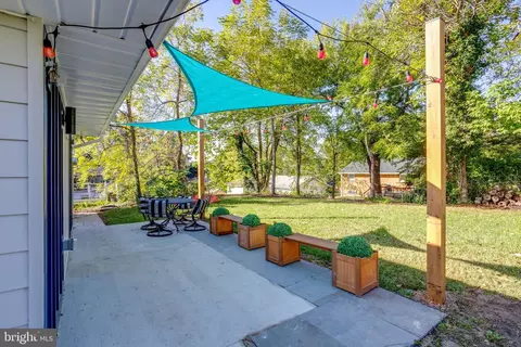 Exterior - 5416 Nutting Dr, Springfield, VA 22151 photo 1 of 9