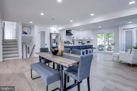 Dining - 5416 Nutting Dr, Springfield, VA 22151 photo 2 of 3