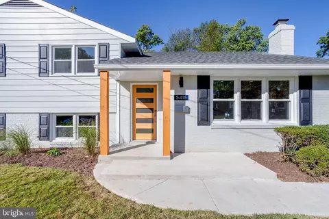 Exterior - 5416 Nutting Dr, Springfield, VA 22151 photo 4 of 9