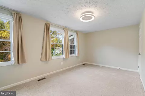 8261 Burning Forest Ct, Springfield, VA 22153 photo 21