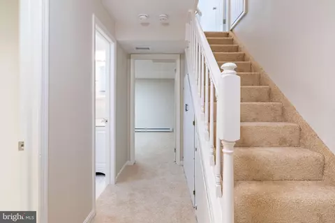 8261 Burning Forest Ct, Springfield, VA 22153 photo 33