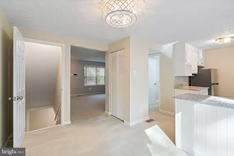 8261 Burning Forest Ct, Springfield, VA 22153 photo 19