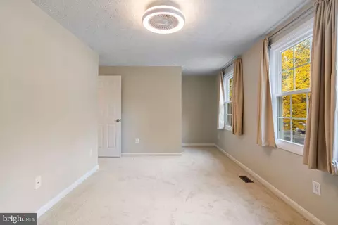 8261 Burning Forest Ct, Springfield, VA 22153 photo 22