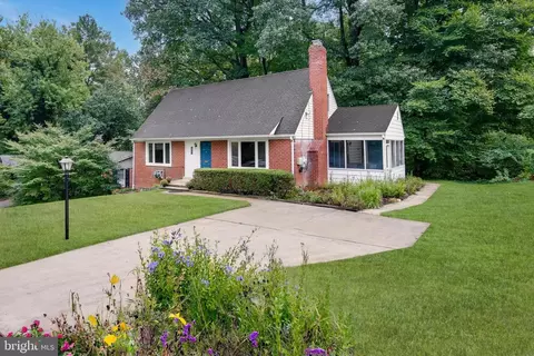 8517 Parliament Dr, Springfield, VA 22151