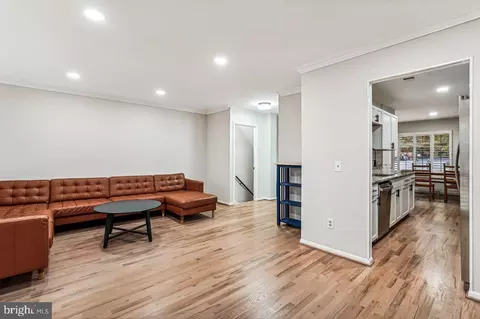 11728 Decade Ct, Reston, VA 20191 photo 12