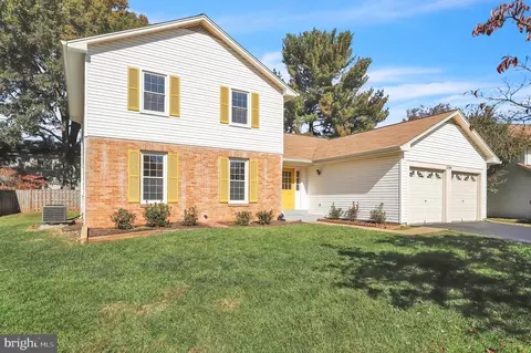 3208 Allness Ln, Herndon, VA 20171