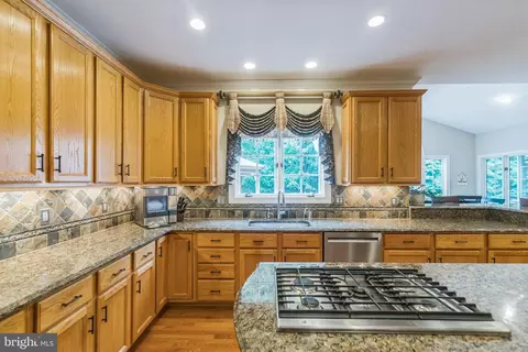 14068 Eagle Chase Cir, Chantilly, VA 20151 photo 6
