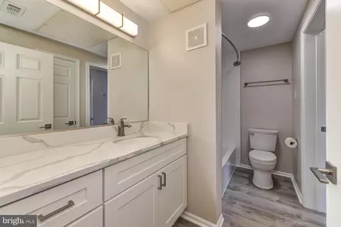 1530 Spring Gate Dr #9307, Mclean, VA 22102 photo 27