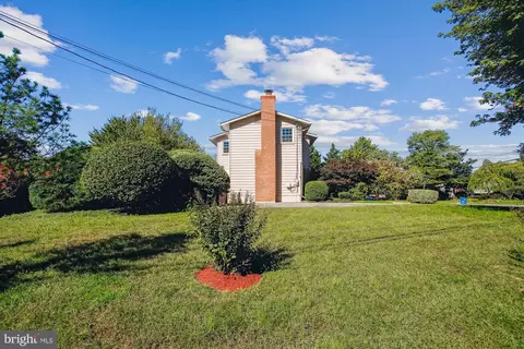 Exterior - 6509 Bowie Dr, Springfield, VA 22150 photo 11 of 14