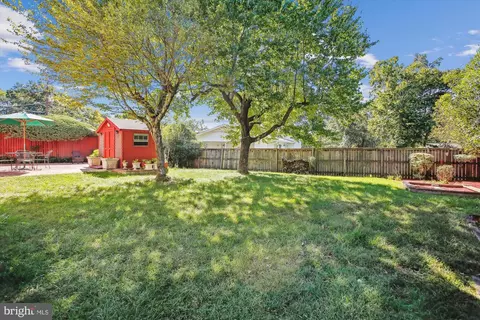 Exterior - 6509 Bowie Dr, Springfield, VA 22150 photo 3 of 14