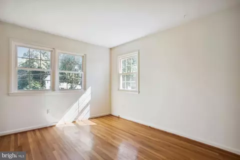 Bedroom - 6509 Bowie Dr, Springfield, VA 22150 photo 9 of 13
