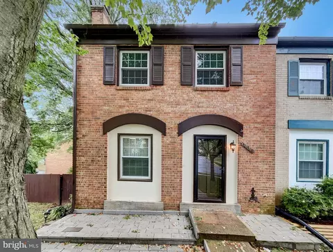 14849 Leicester Ct, Centreville, VA 20120