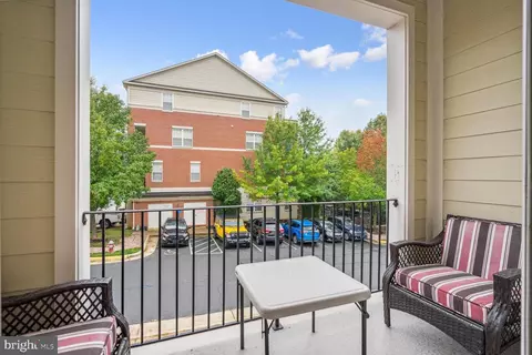 12428 A Liberty Bridge Rd #12428A, Fairfax, VA 22033