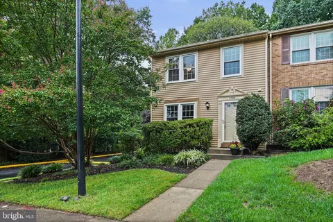 11570 Ivy Bush Ct, Reston, VA 20191