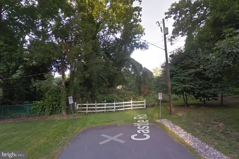3021 Sleepy Hollow Rd, Falls Church, VA 22042