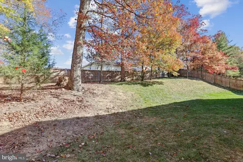 Exterior - 7211 Kyles Lndg, Springfield, VA 22150 photo 10 of 15