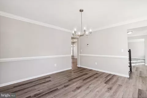 Entry Way - 7211 Kyles Lndg, Springfield, VA 22150 photo 3 of 14