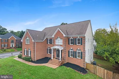 7500 Colonel Lindsay Dr, Falls Church, VA 22043