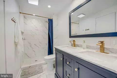 Bath - 7910 Spring Forest Ct, Springfield, VA 22152 photo 1 of 4