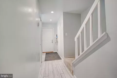 Entry Way - 7910 Spring Forest Ct, Springfield, VA 22152 photo 2 of 2