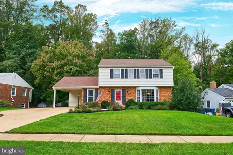 8306 Carrleigh Pkwy, Springfield, VA 22152