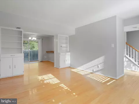 8315 Uxbridge Ct, Springfield, VA 22151 photo 19