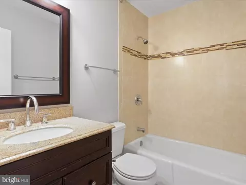 8315 Uxbridge Ct, Springfield, VA 22151 photo 23