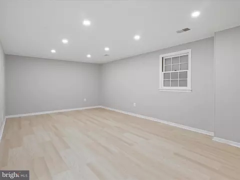 8315 Uxbridge Ct, Springfield, VA 22151 photo 36