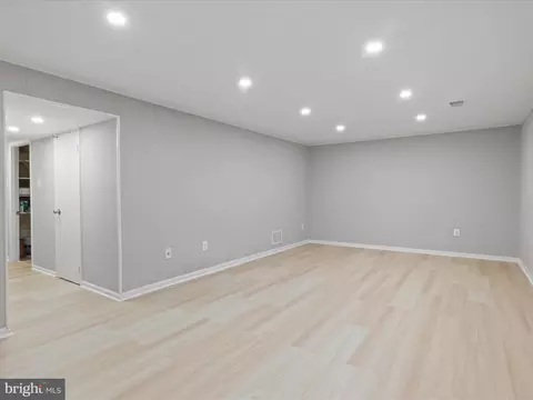 8315 Uxbridge Ct, Springfield, VA 22151 photo 37