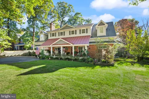 4421 Guinea Rd, Annandale, VA 22003