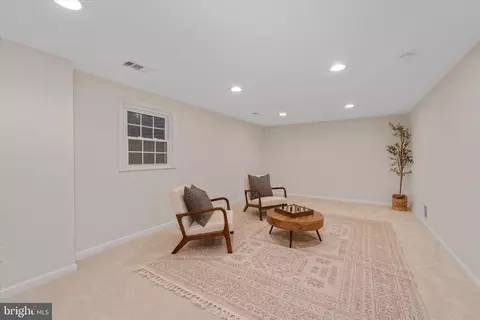 8317 Uxbridge Ct, Springfield, VA 22151 photo 21