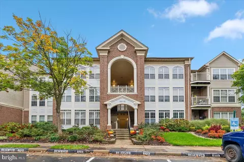 6613 L Netties Ln #L, Alexandria, VA 22315