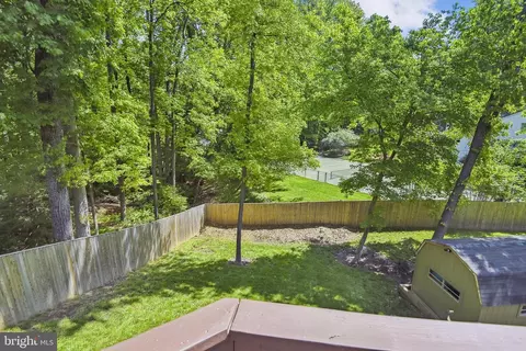 11002 Devenish Dr, Oakton, VA 22124 photo 55