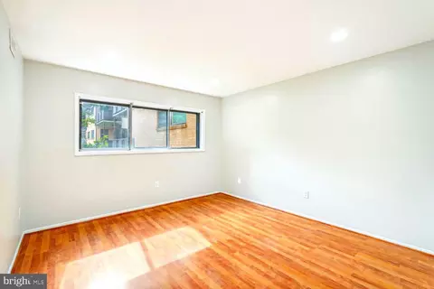 7829 Enola St #103, Mclean, VA 22102 photo 12