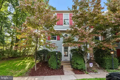 1960 Belmont Ridge Ct, Reston, VA 20191