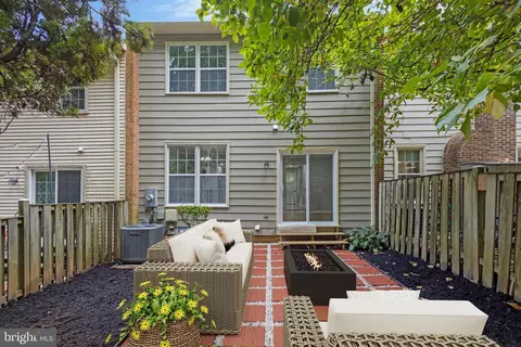 7908 Birchtree Ct, Springfield, VA 22152 photo 34