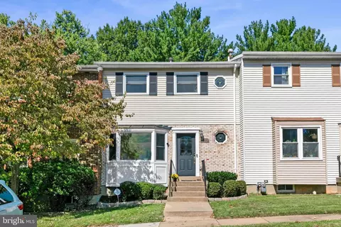 3028 Southern Elm Ct, Fairfax, VA 22031