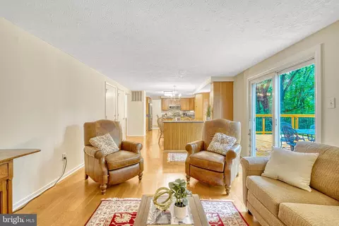 6013 Windward Dr, Burke, VA 22015 photo 10