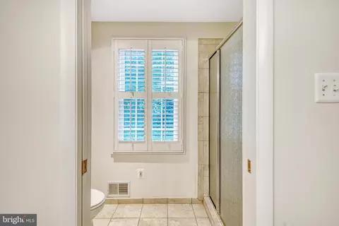 6013 Windward Dr, Burke, VA 22015 photo 23