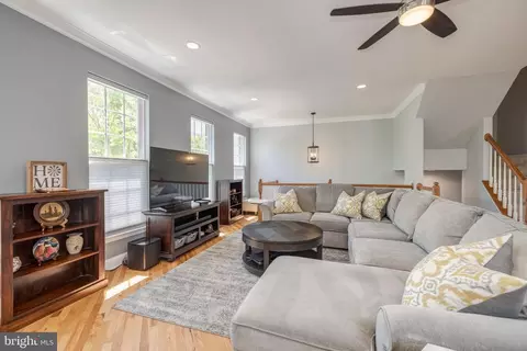 6542 Trask Ter, Alexandria, VA 22315